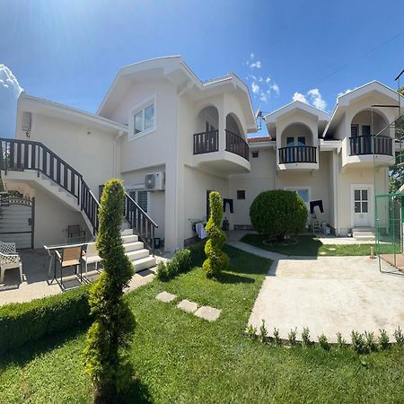 Js Apartmani Niksic Luaran gambar