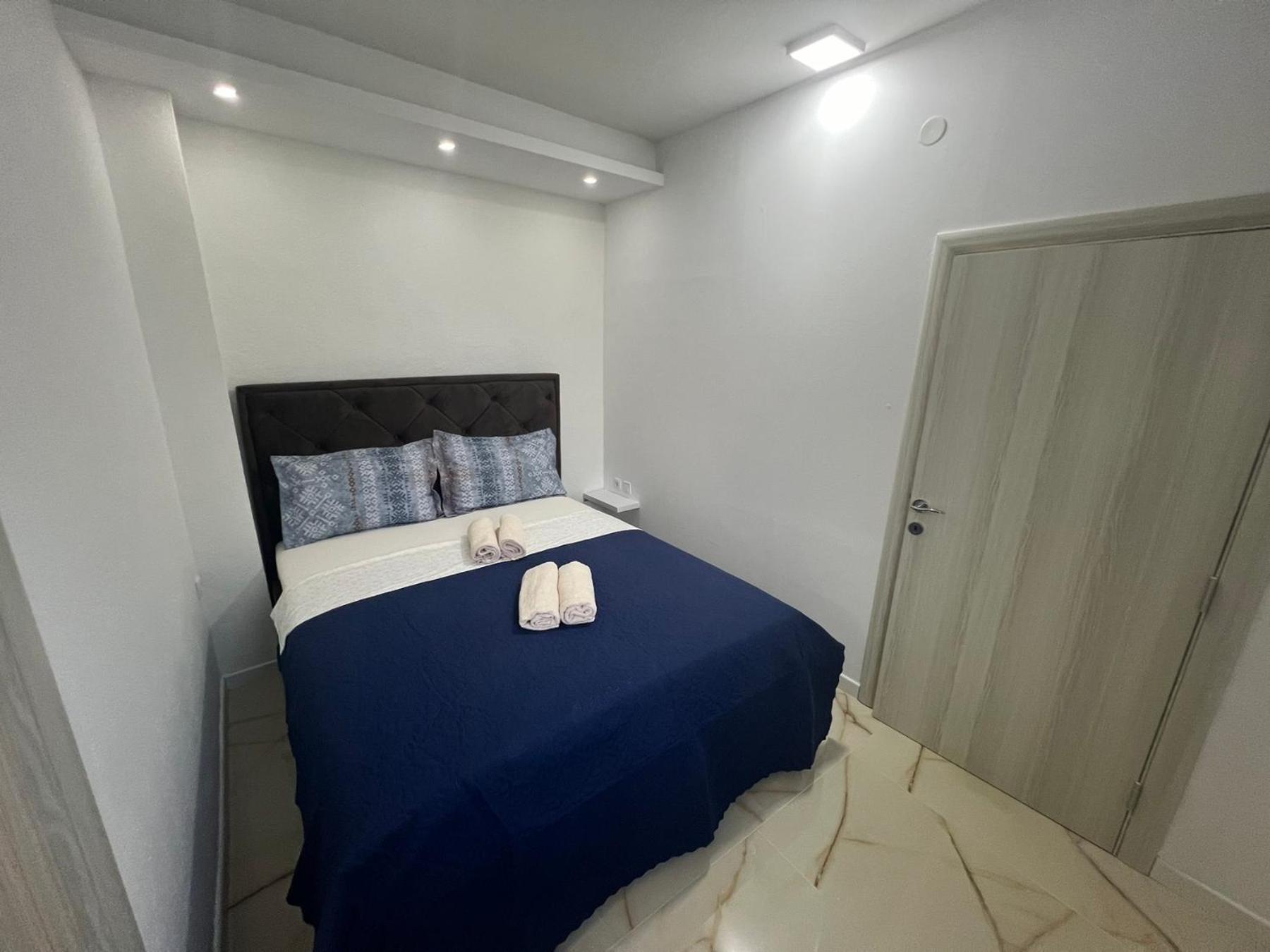 Js Apartmani Niksic Luaran gambar